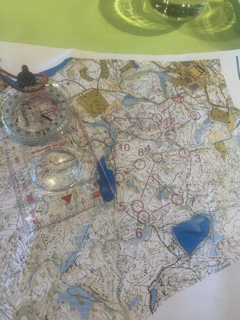 Suunnistuksen Firmaliiga – syksyn osakilpailuihin mahtuu mukaan